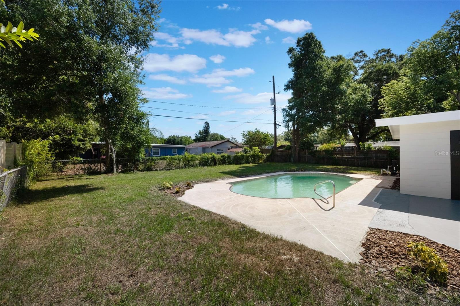 Image 48 of 66 For 3813 Surrey Drive