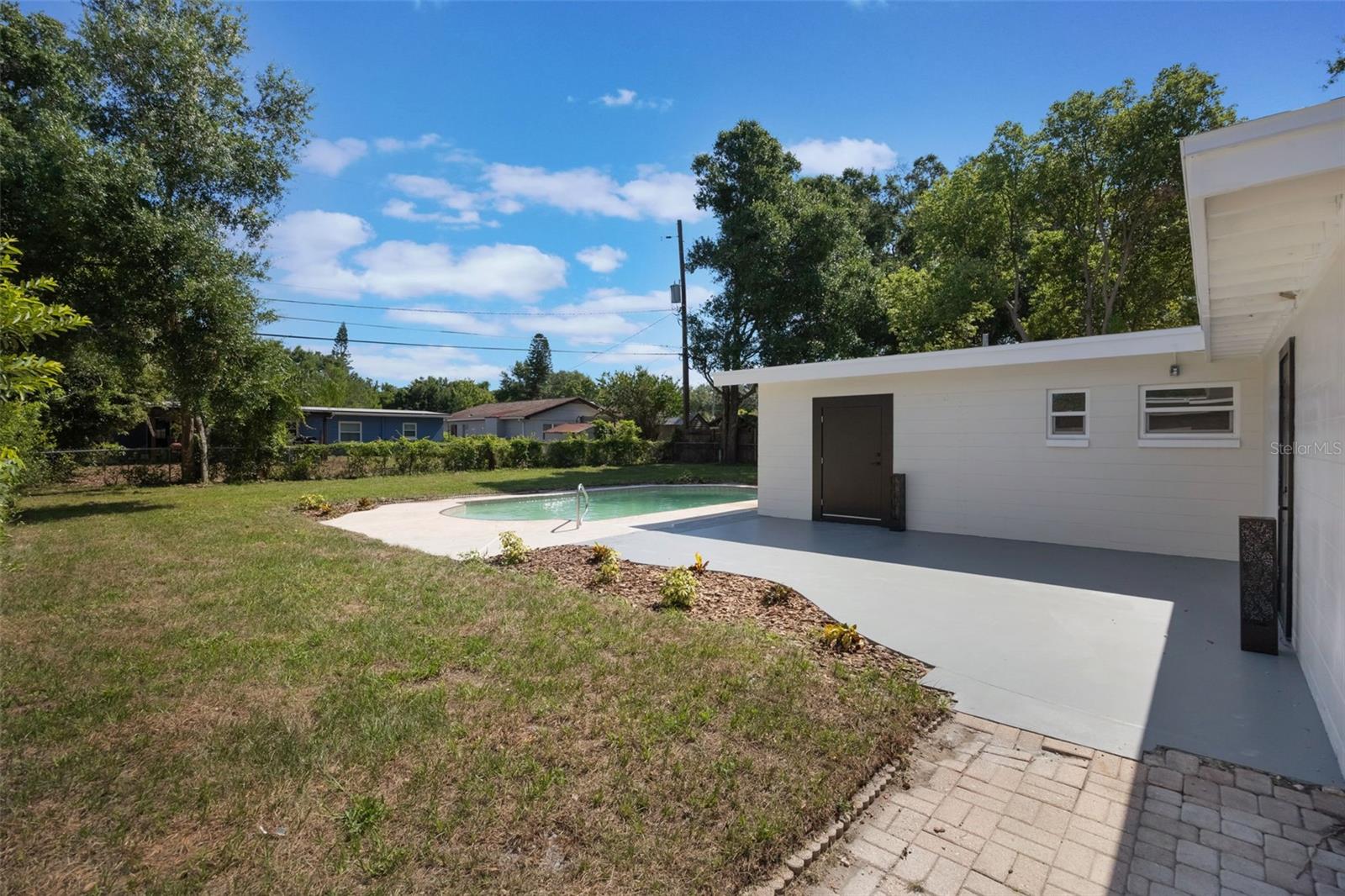 Image 49 of 66 For 3813 Surrey Drive