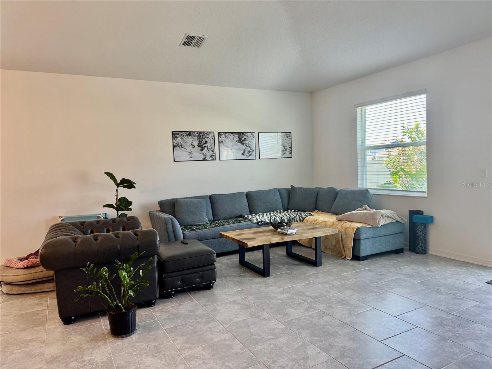 Image 10 of 36 For 3966 Willowbrook Drive