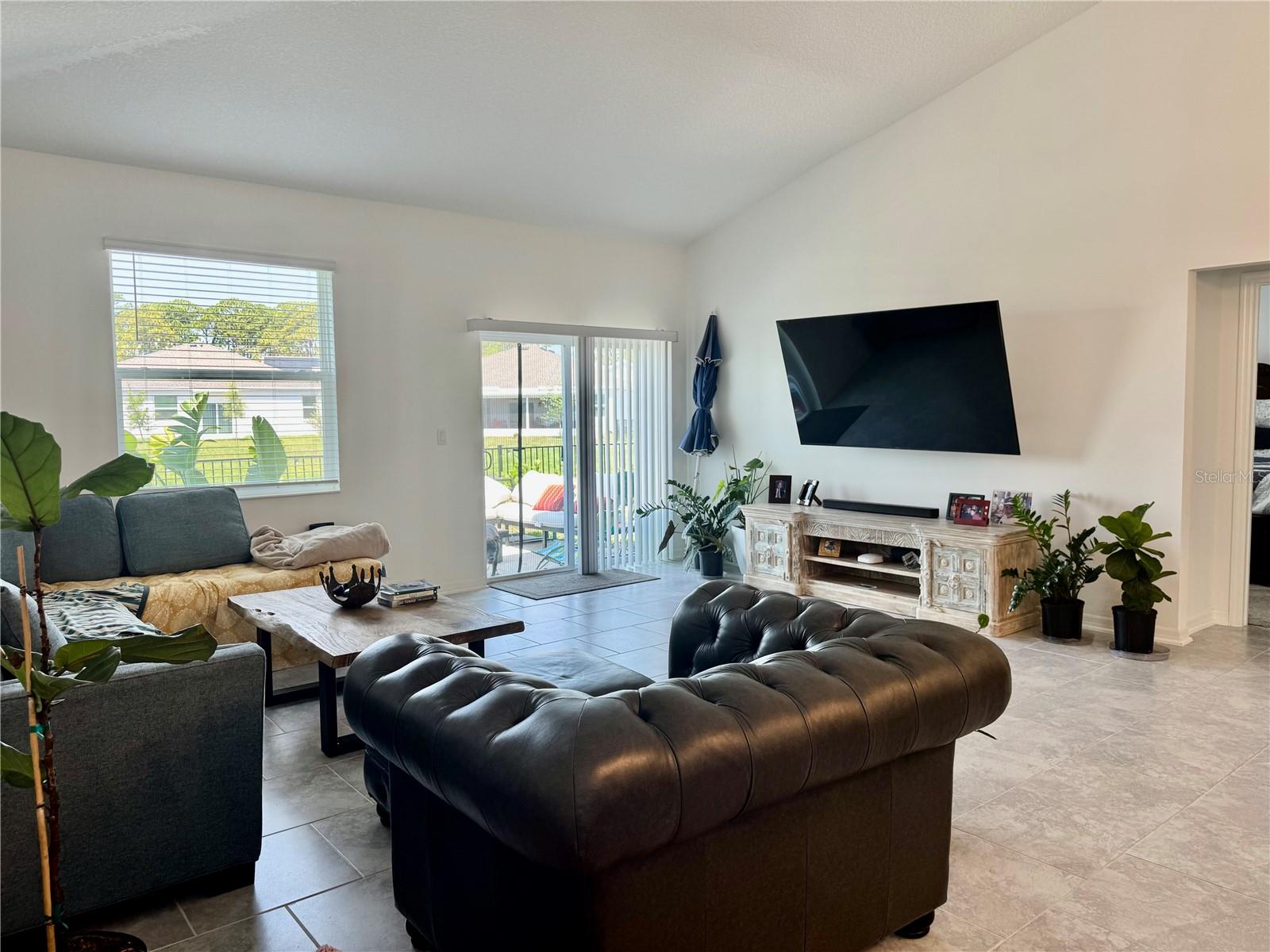 Image 9 of 36 For 3966 Willowbrook Drive