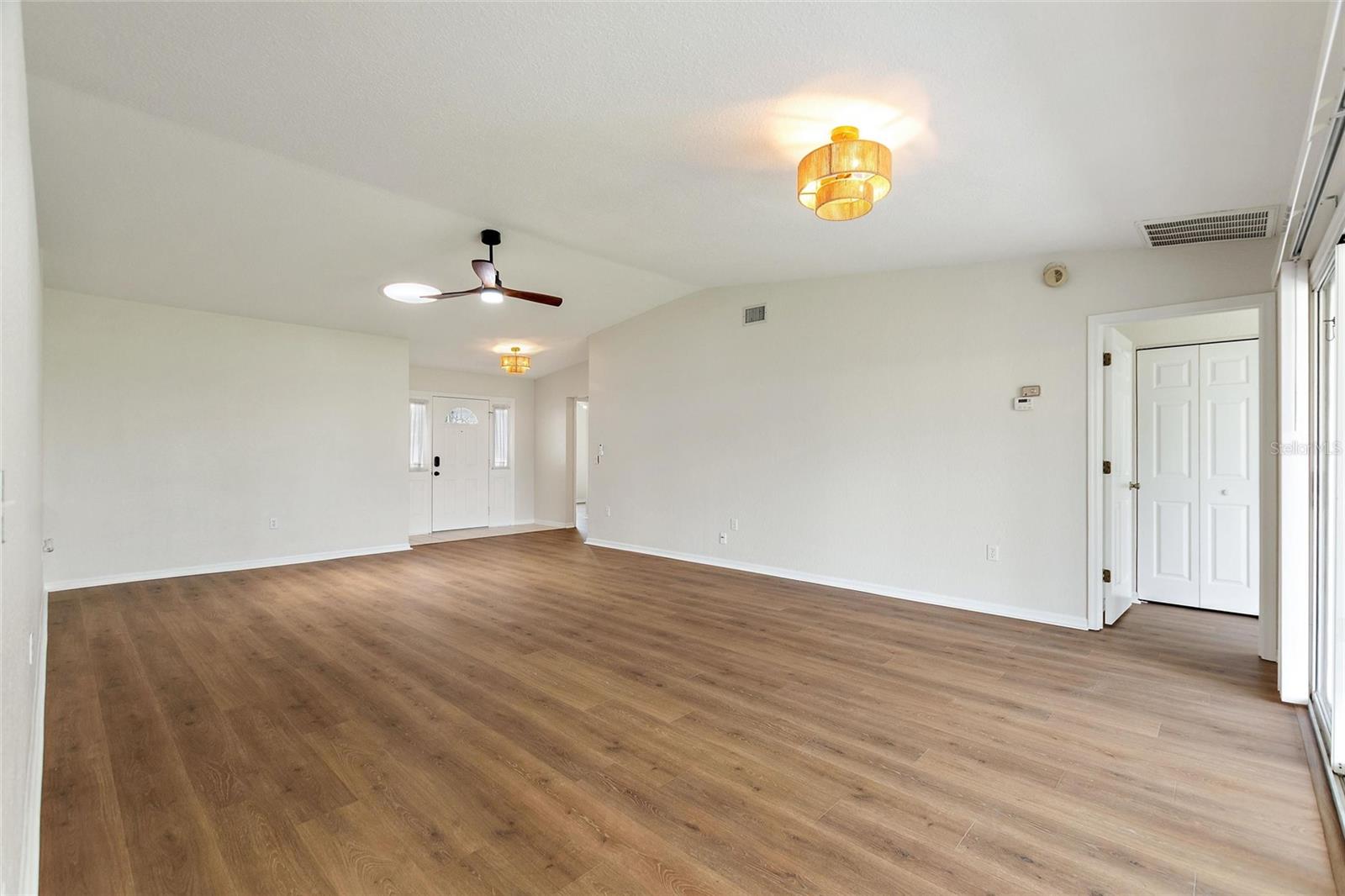 Image 14 of 42 For 3618 Highland Fairways Boulevard