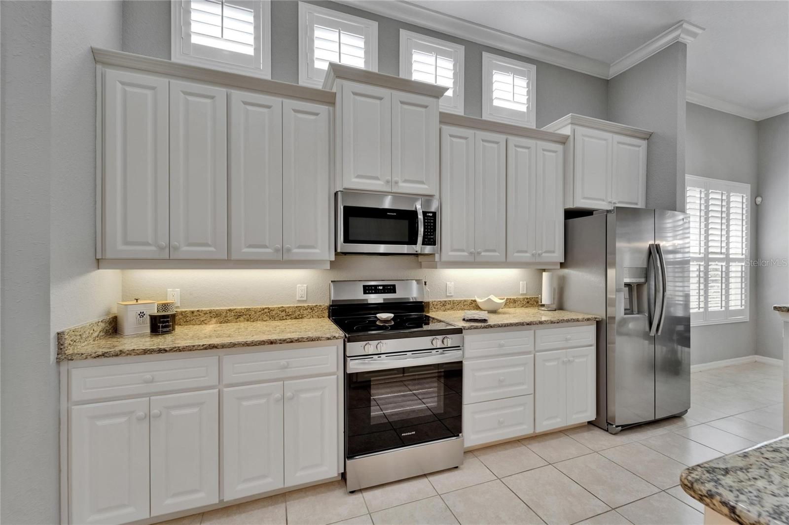 Image 15 of 54 For 2464 Laurel Glen Drive