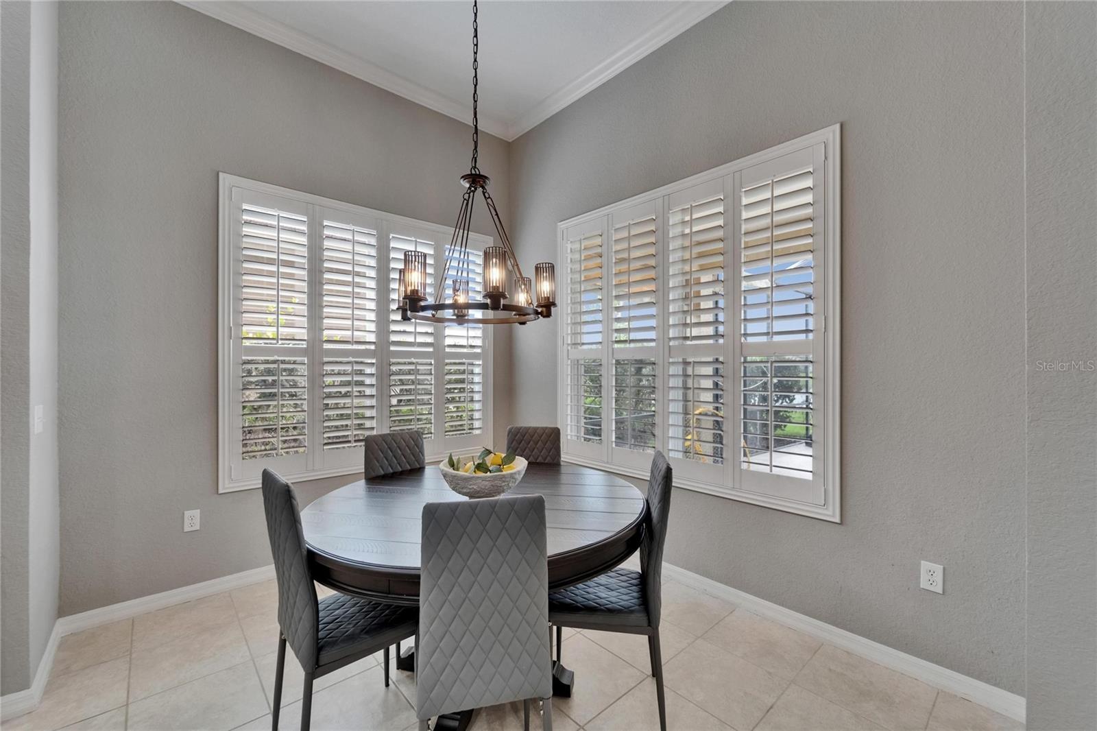 Image 19 of 54 For 2464 Laurel Glen Drive