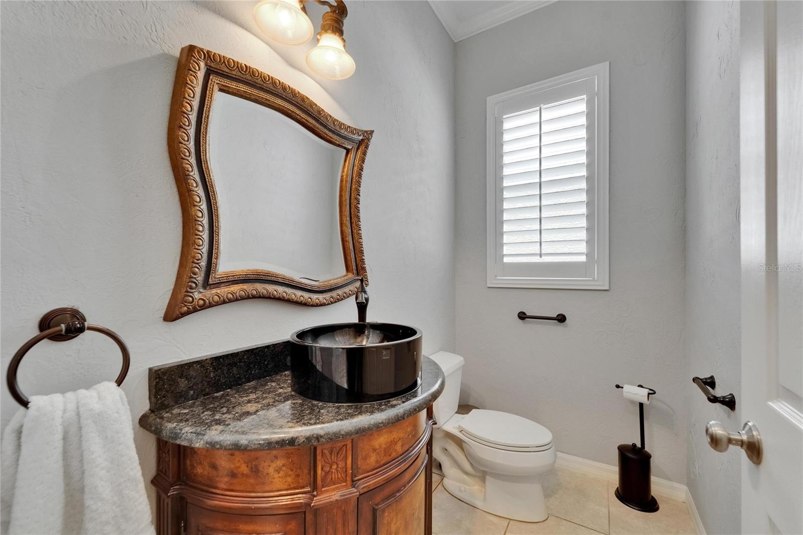 Image 21 of 54 For 2464 Laurel Glen Drive