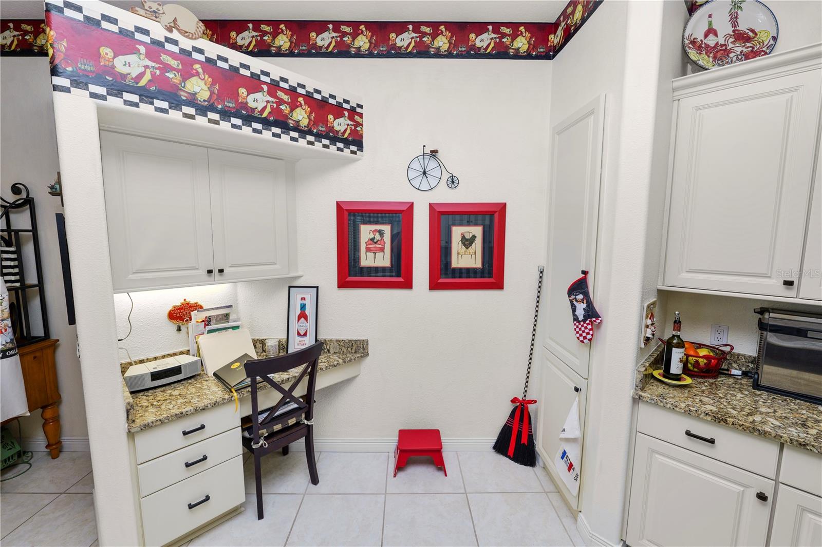 Image 21 of 54 For 2936 Grasslands Drive