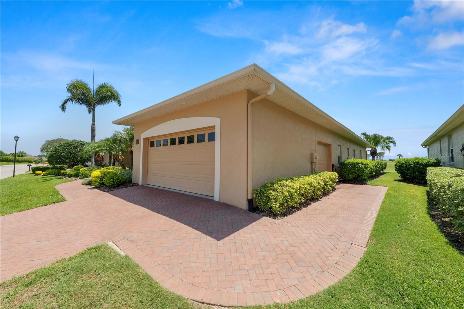 Image 4 of 54 For 2936 Grasslands Drive