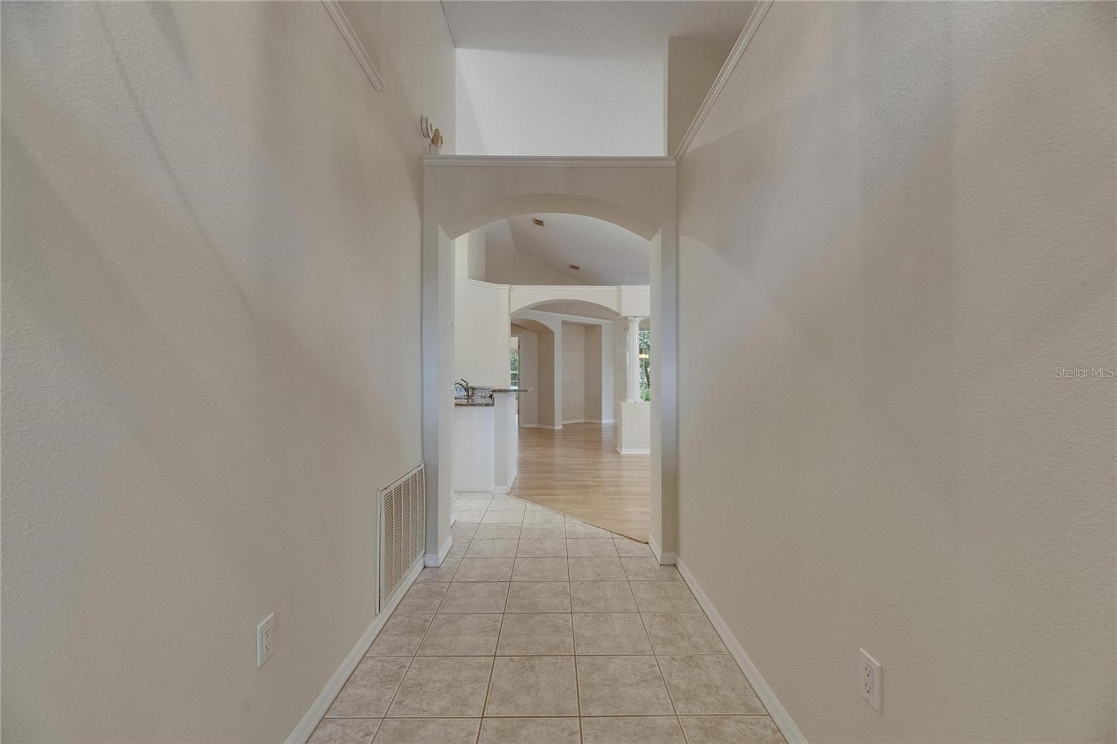 Image 13 of 69 For 1003 Clearpointe Way