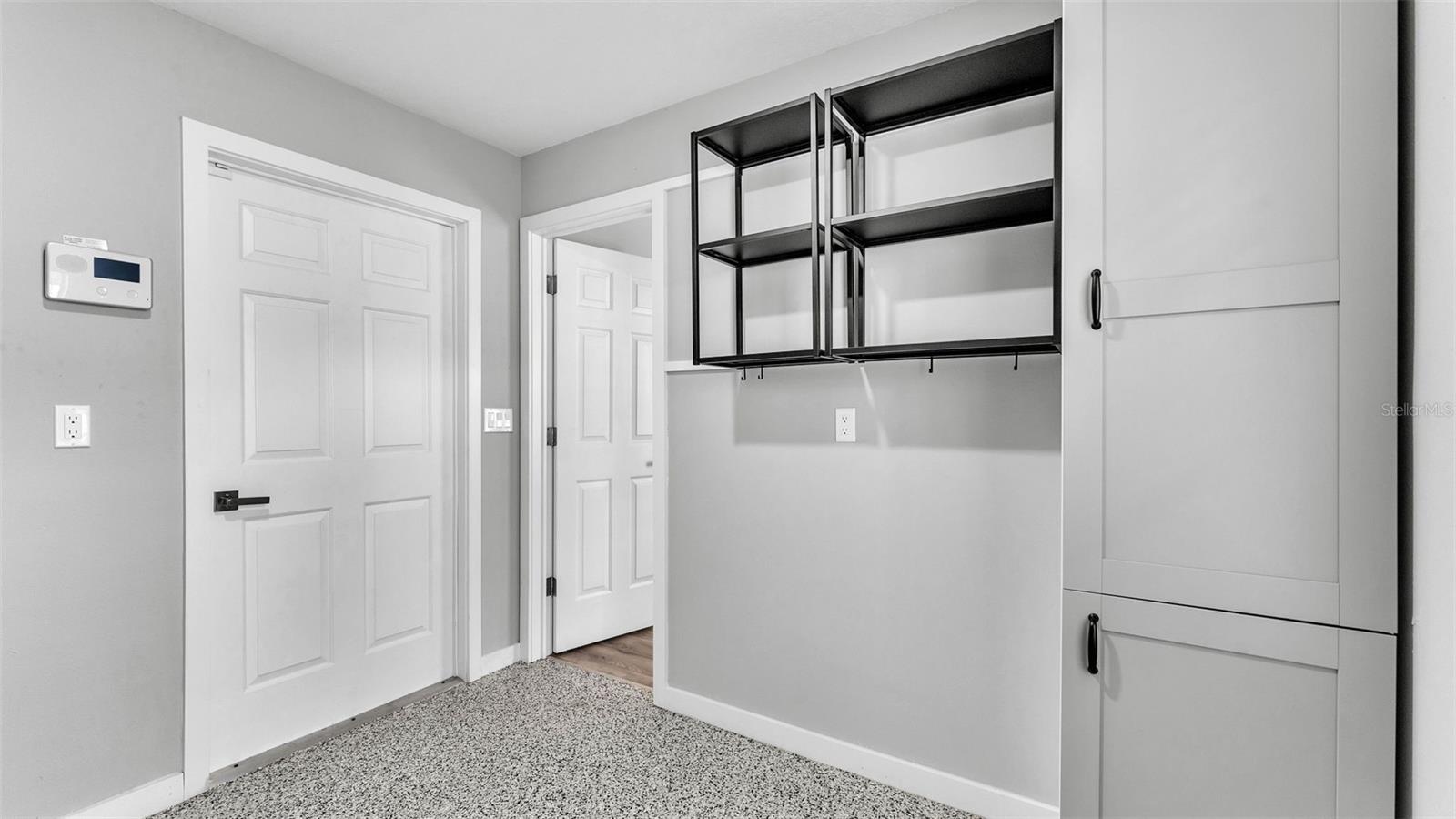 Image 41 of 55 For 4825 Foxrun  