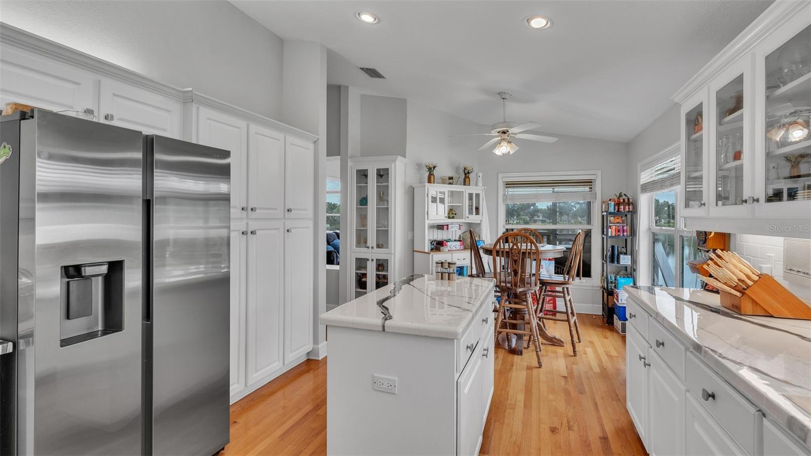 Image 17 of 56 For 601 Peninsular Drive