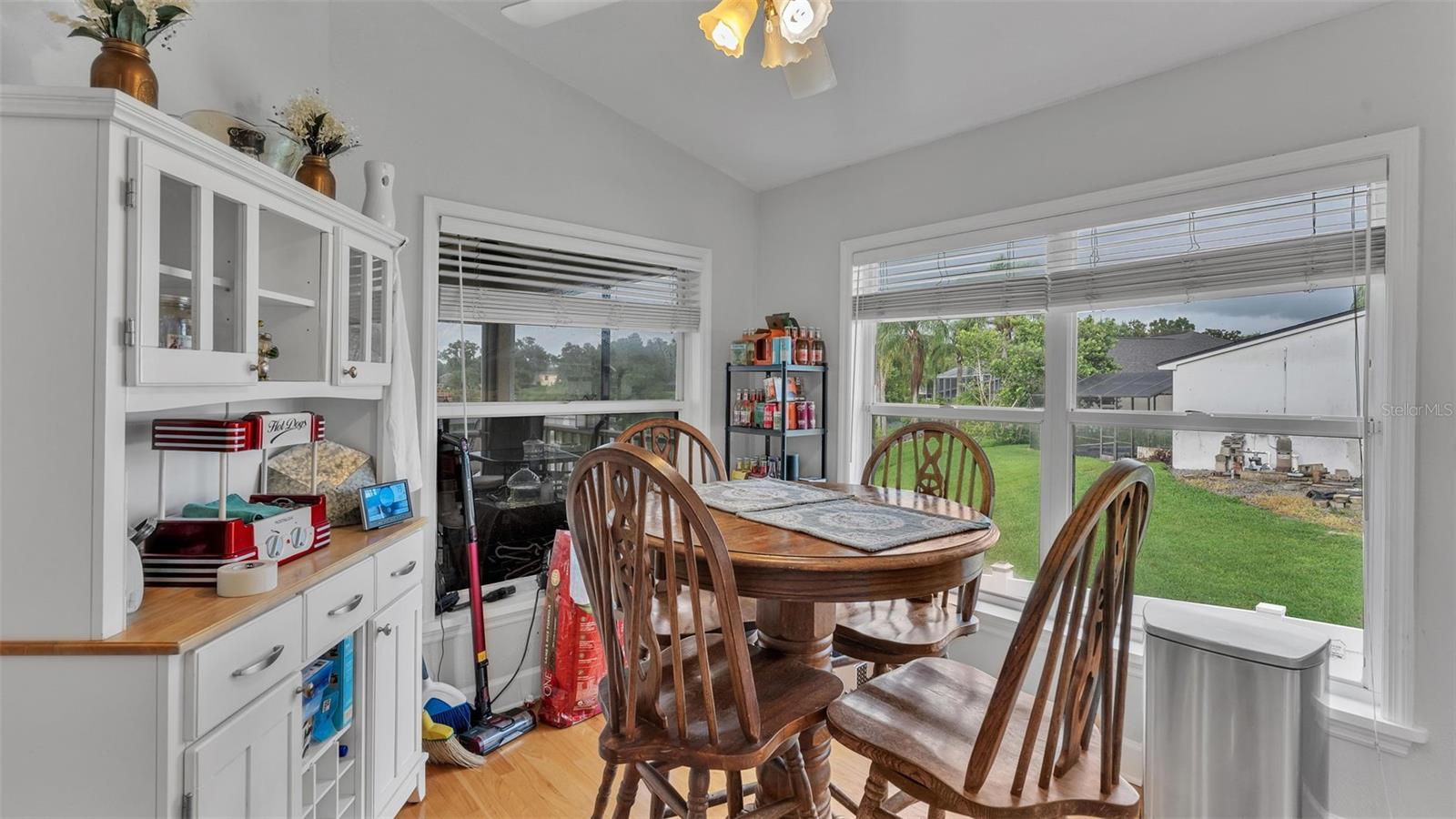 Image 19 of 56 For 601 Peninsular Drive