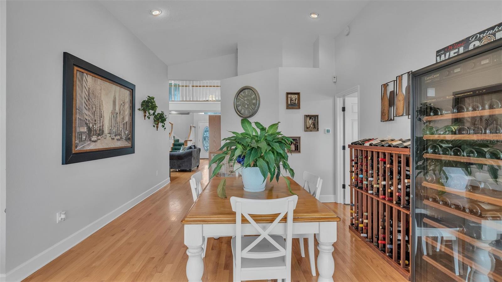 Image 20 of 56 For 601 Peninsular Drive