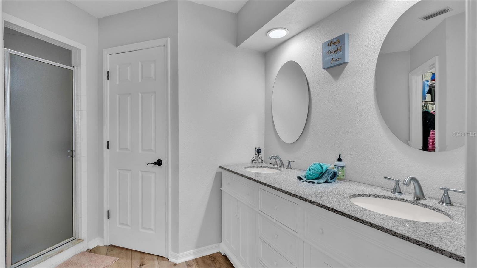 Image 24 of 56 For 601 Peninsular Drive