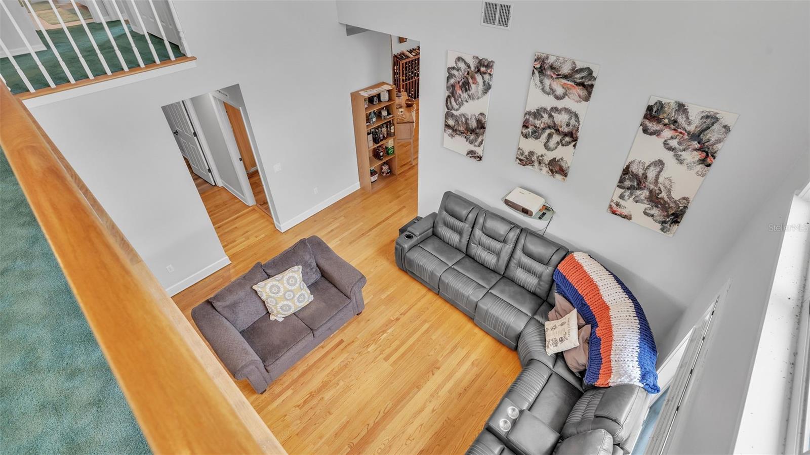 Image 33 of 56 For 601 Peninsular Drive