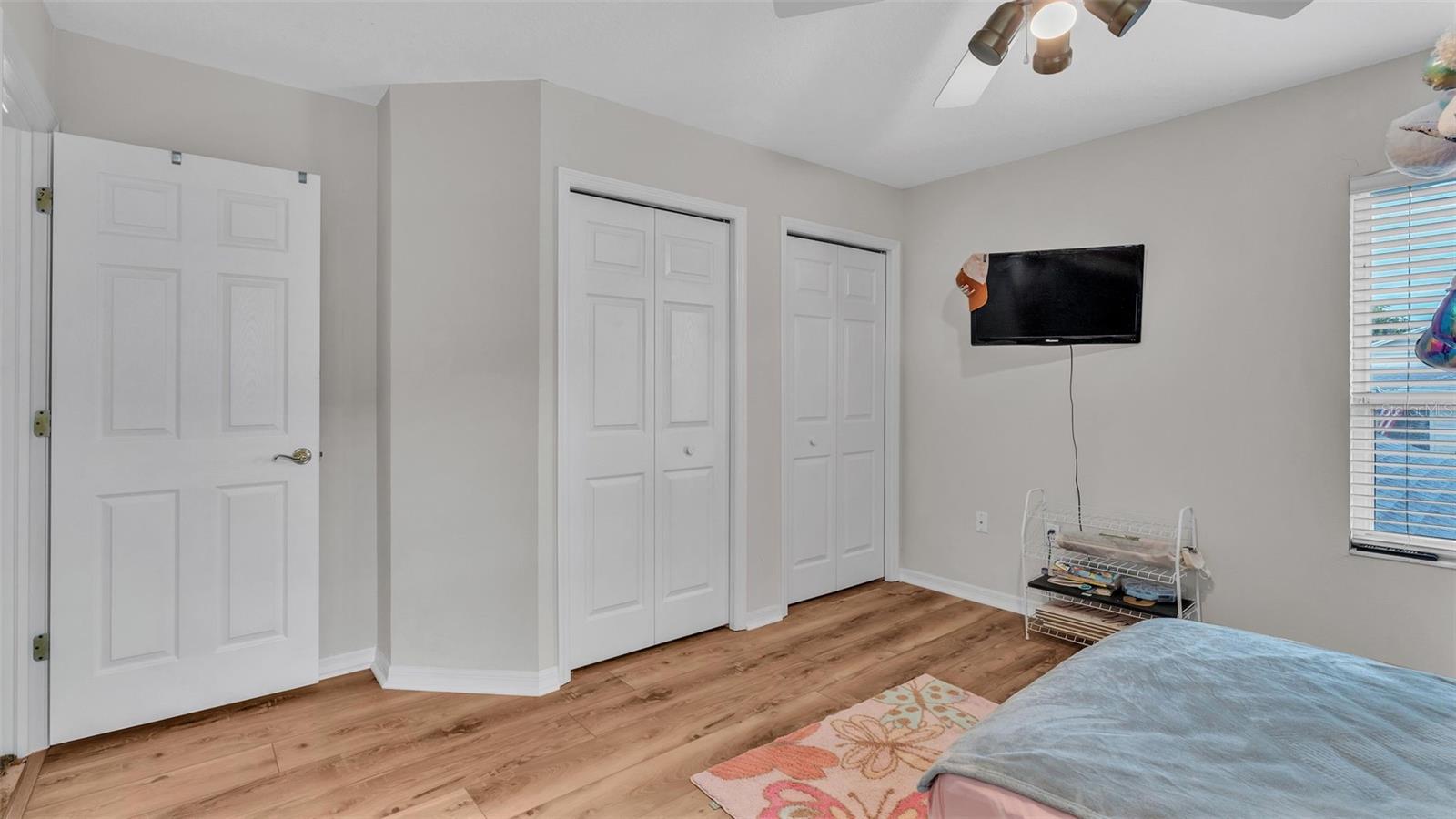 Image 37 of 56 For 601 Peninsular Drive