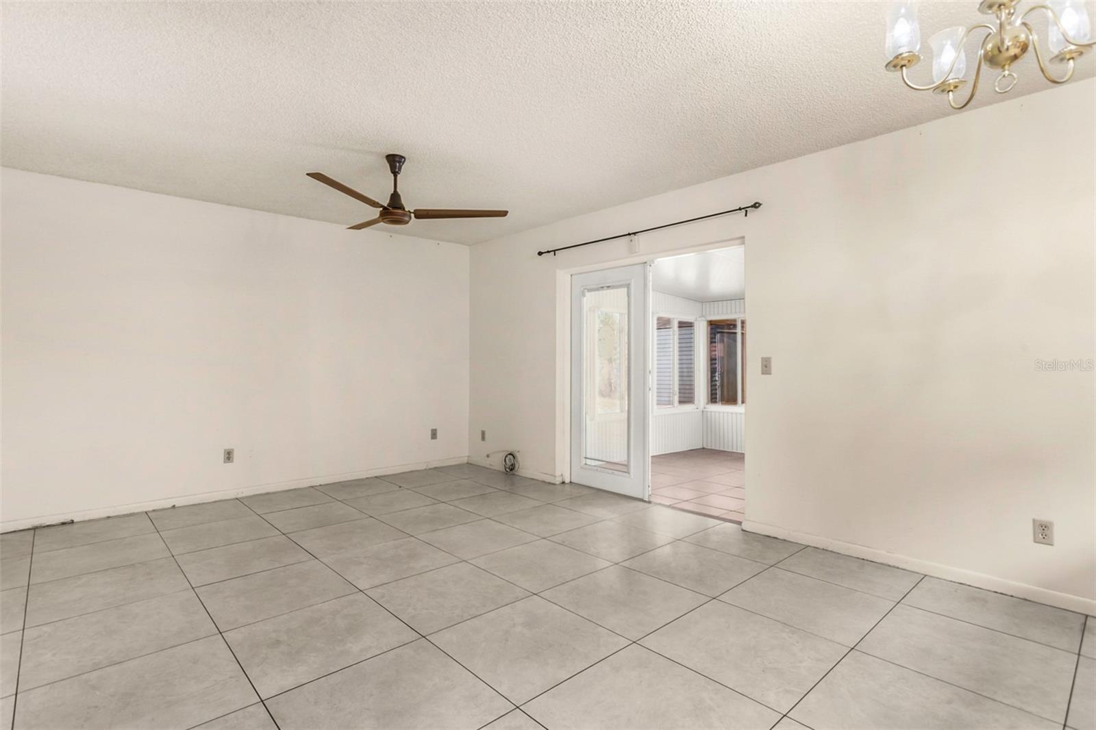 Image 10 of 40 For 2757 Pine Acres Drive