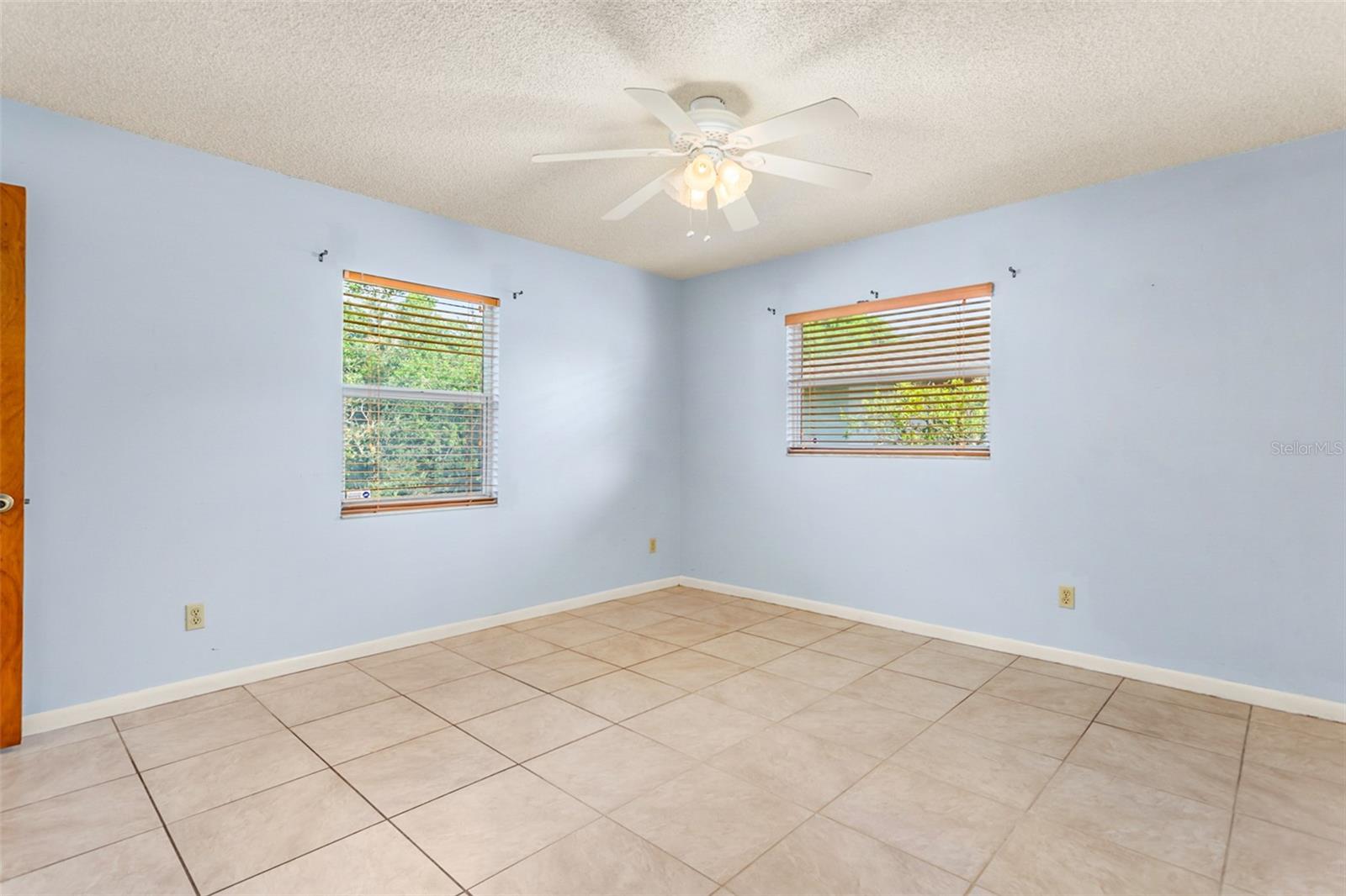Image 15 of 40 For 2757 Pine Acres Drive