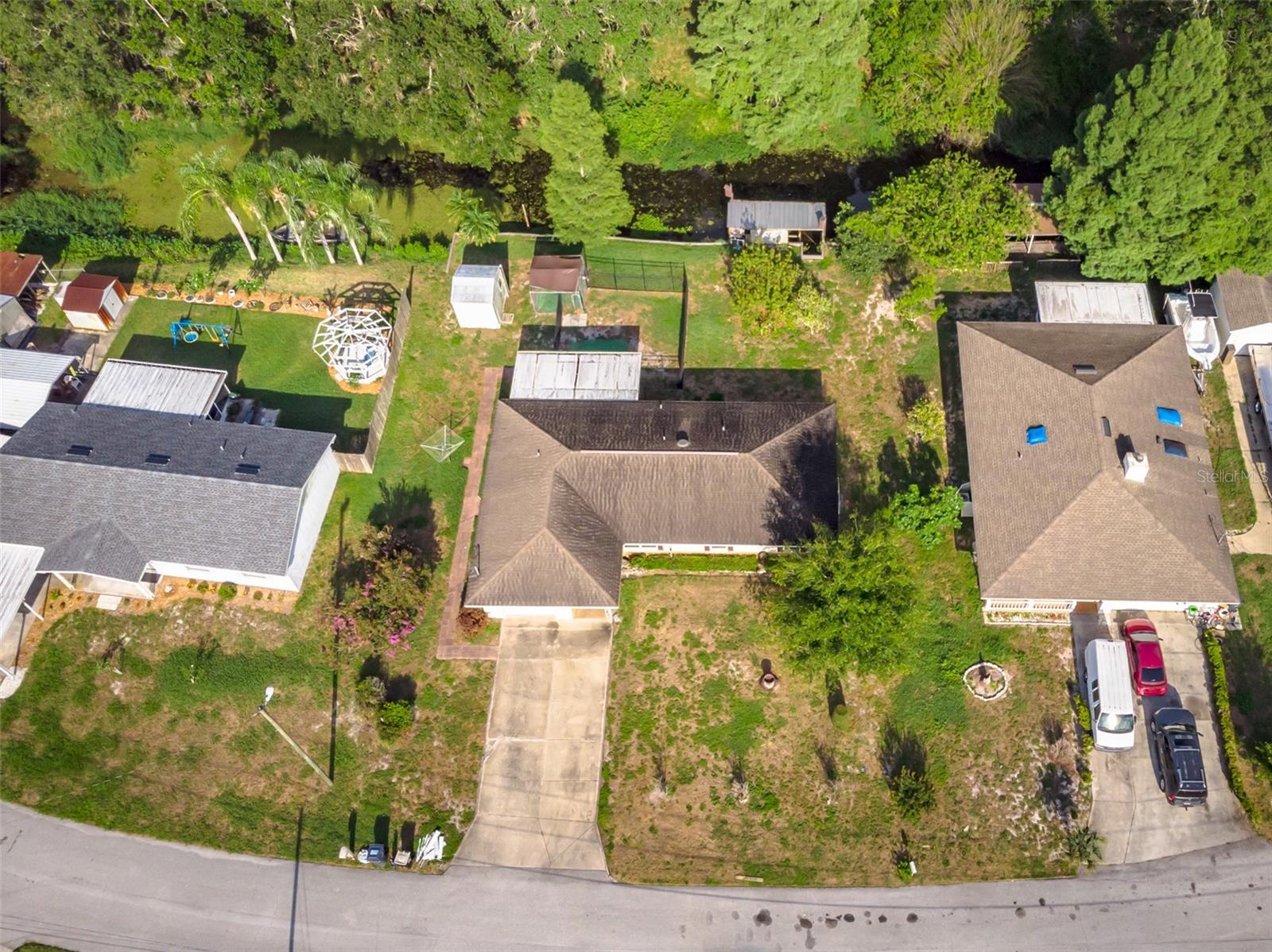 Image 37 of 40 For 2757 Pine Acres Drive