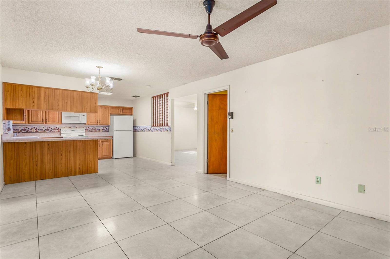 Image 9 of 40 For 2757 Pine Acres Drive