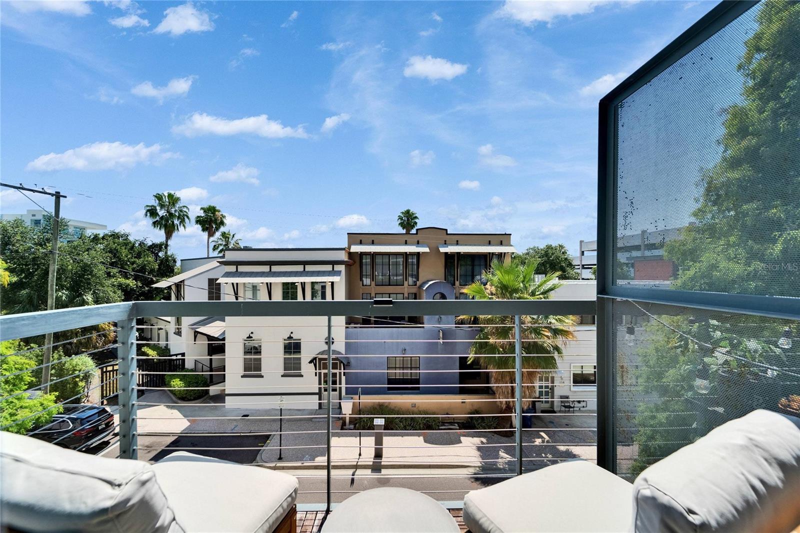 Listing photo id 28 for 101 12th Street 318