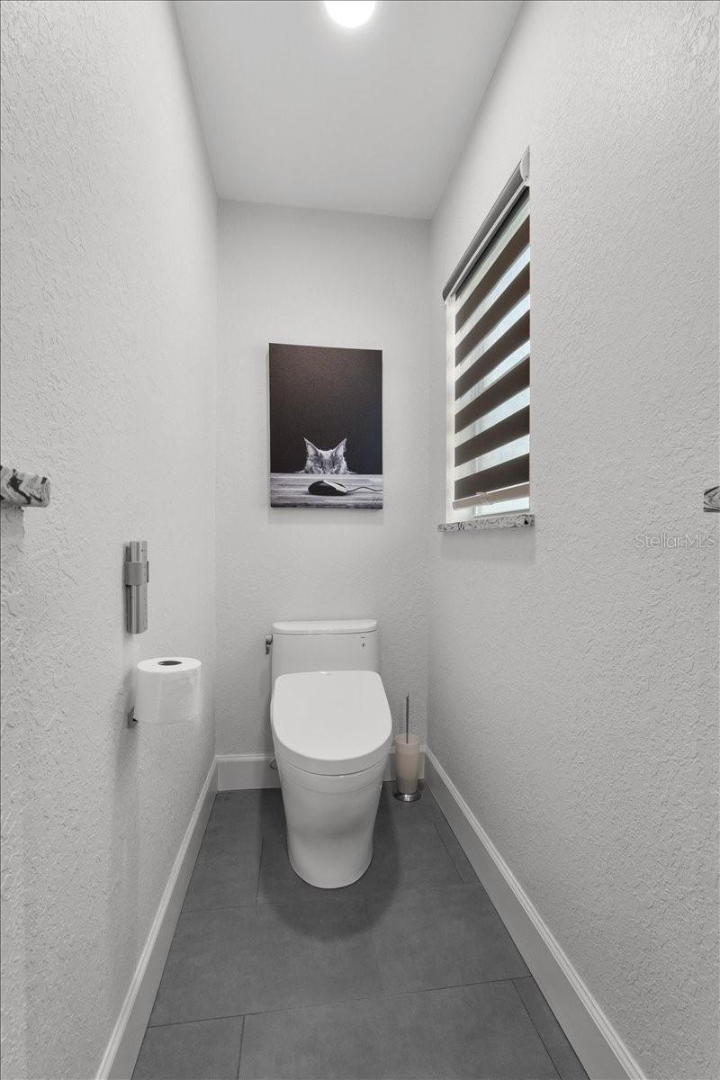 Image 23 of 51 For 6250 Silver Leaf Lane