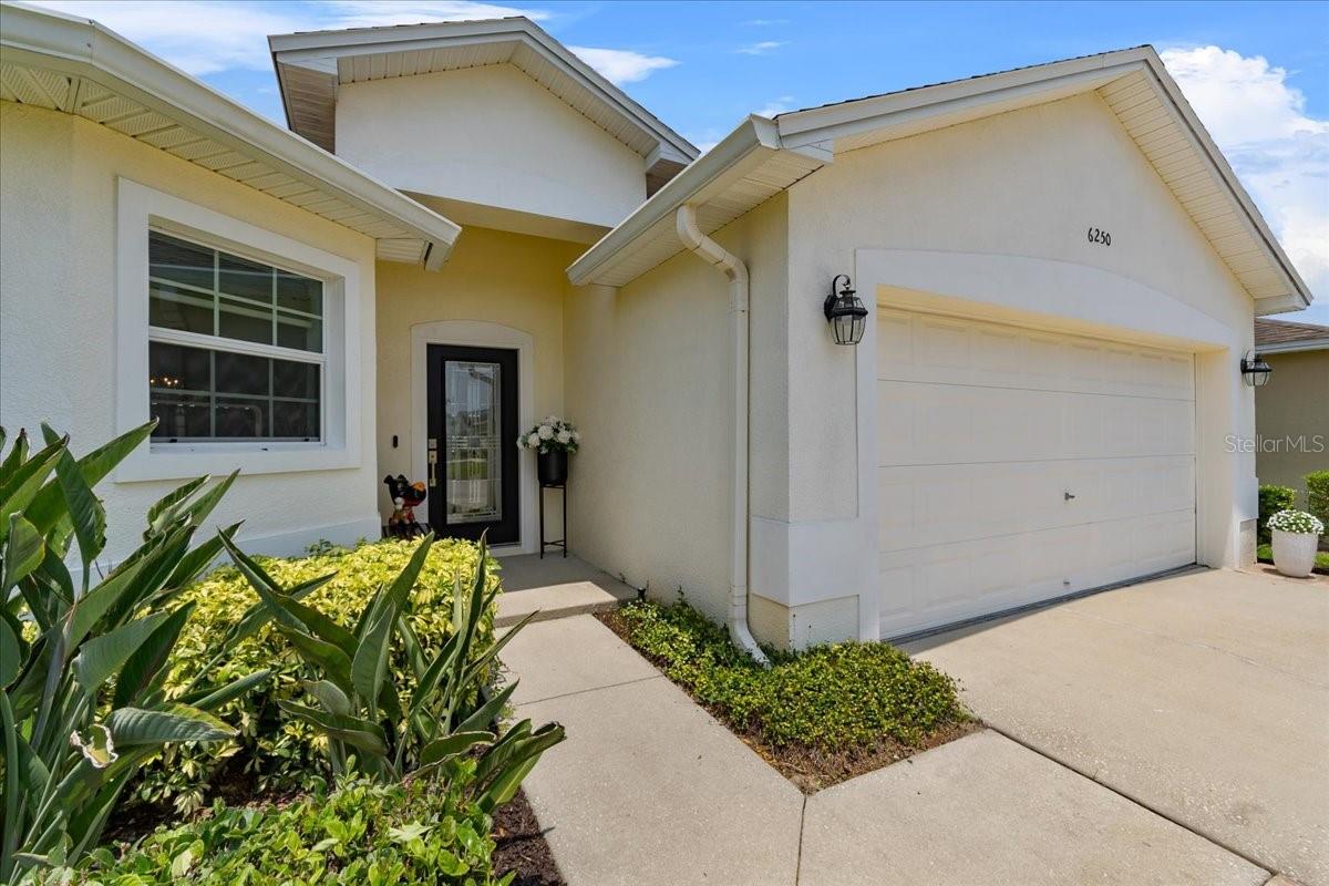Image 4 of 51 For 6250 Silver Leaf Lane