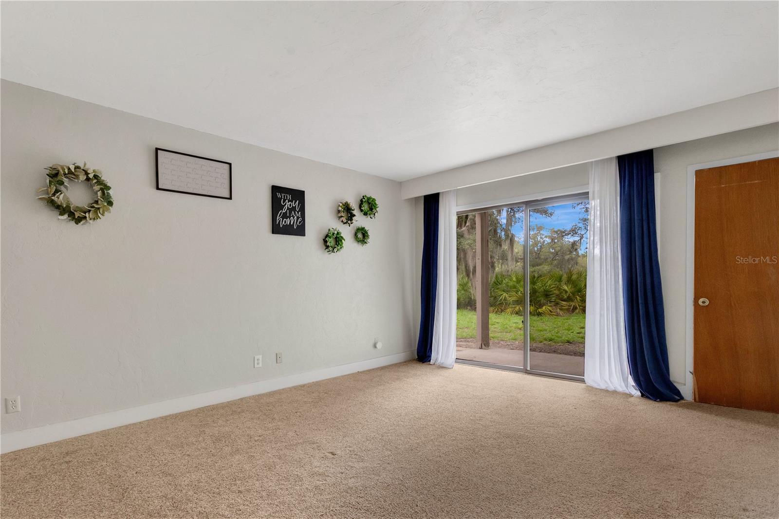 Image 10 of 30 For 321 Birch Way 321