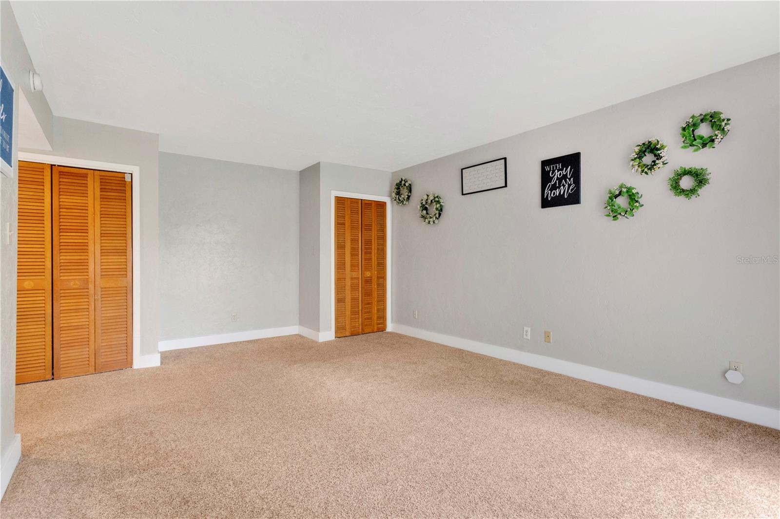 Image 9 of 30 For 321 Birch Way 321