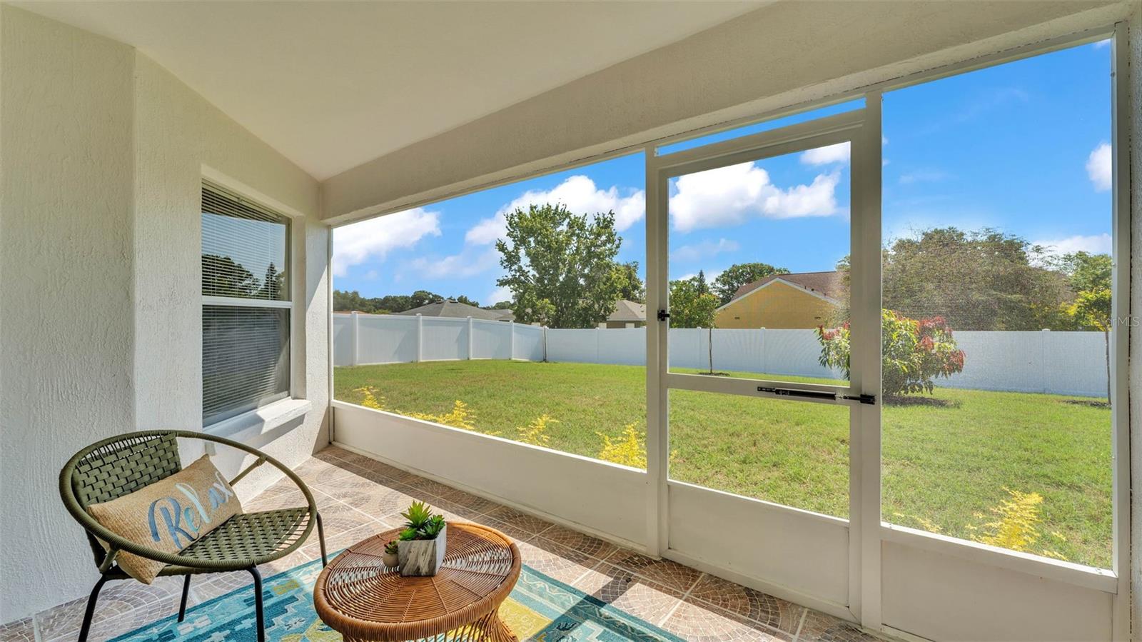 Listing photo id 28 for 5458 Oakford Drive