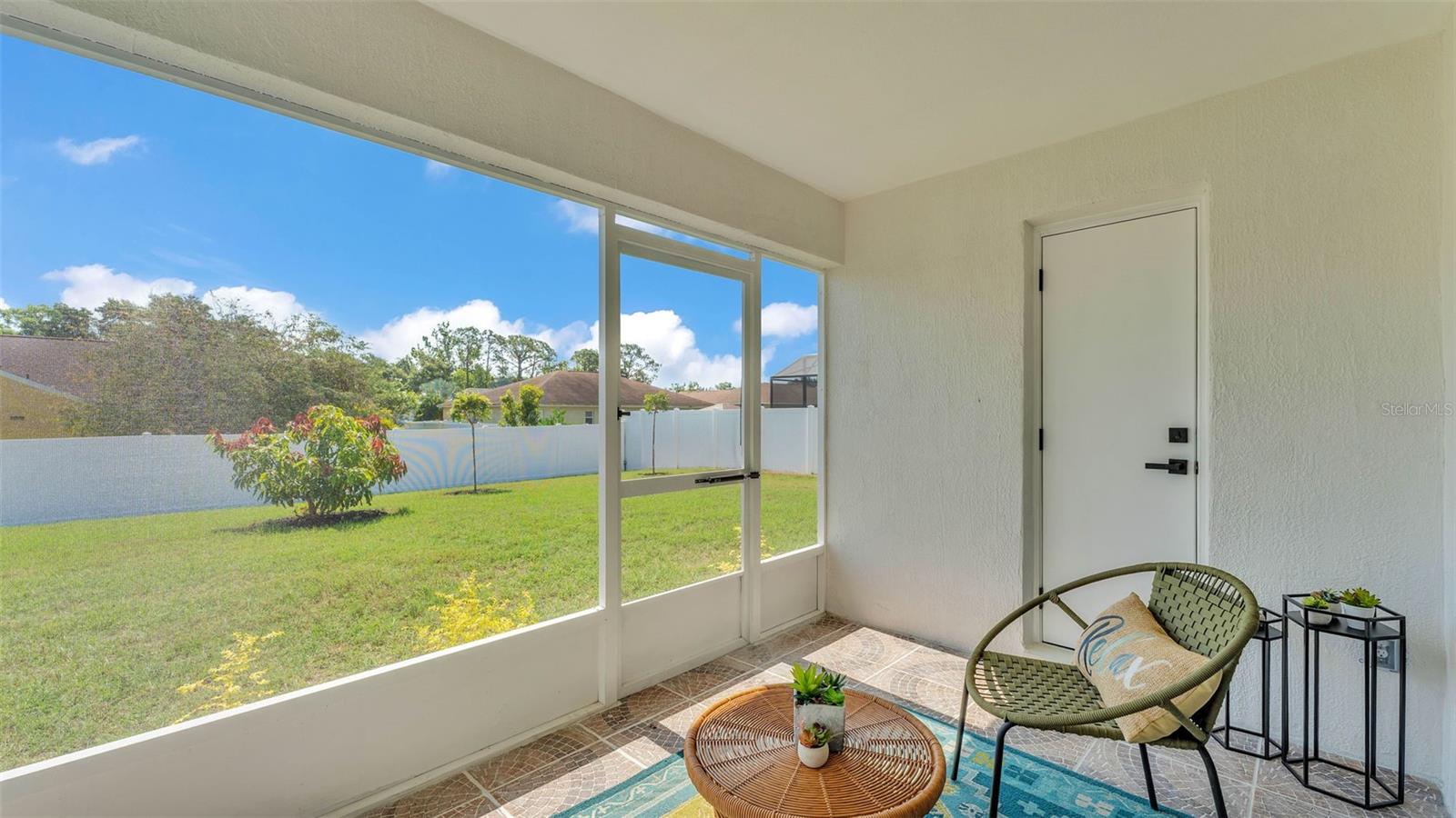 Listing photo id 30 for 5458 Oakford Drive