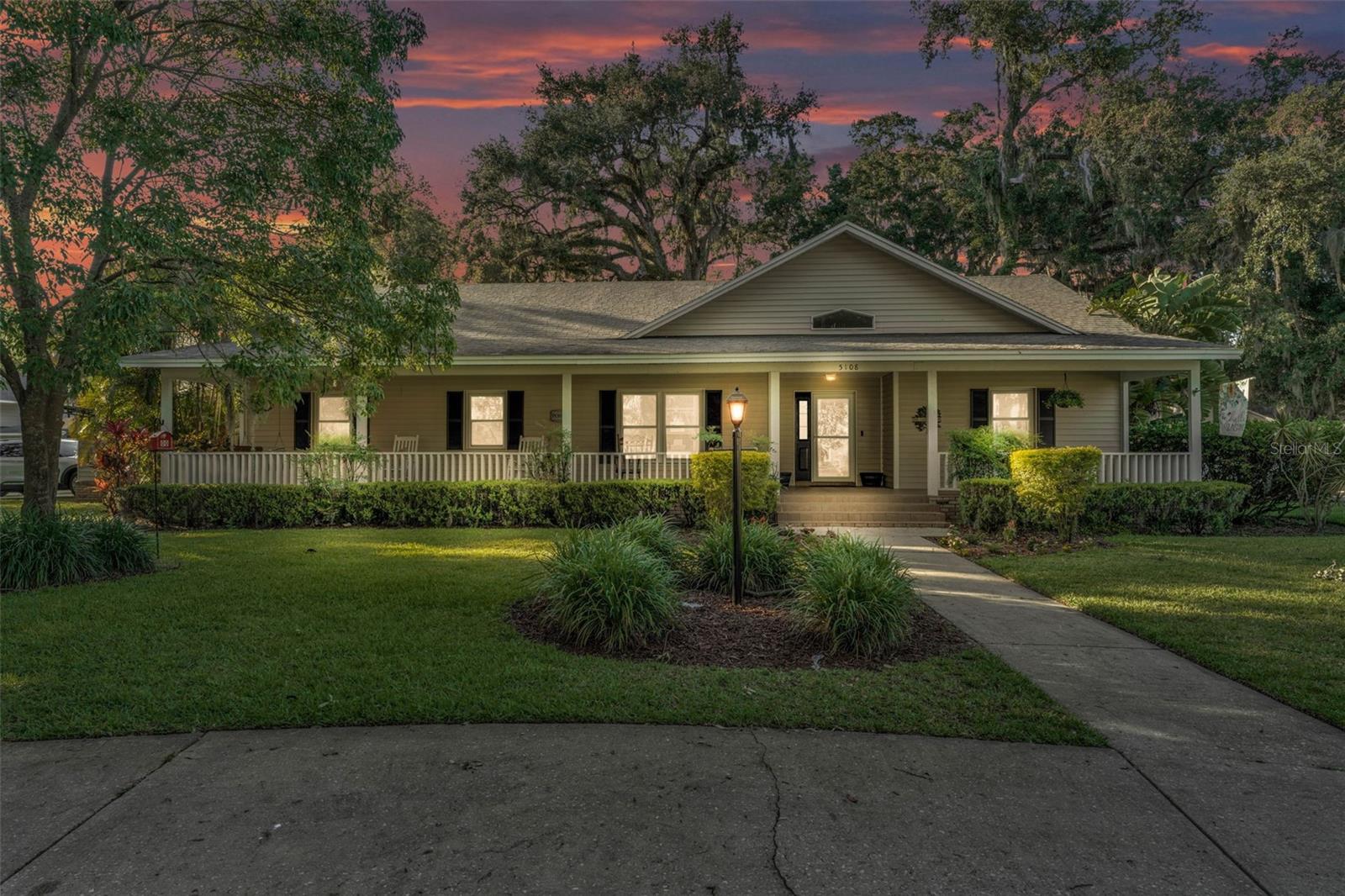 Image 5 of 49 For 5108 Waterwood Drive