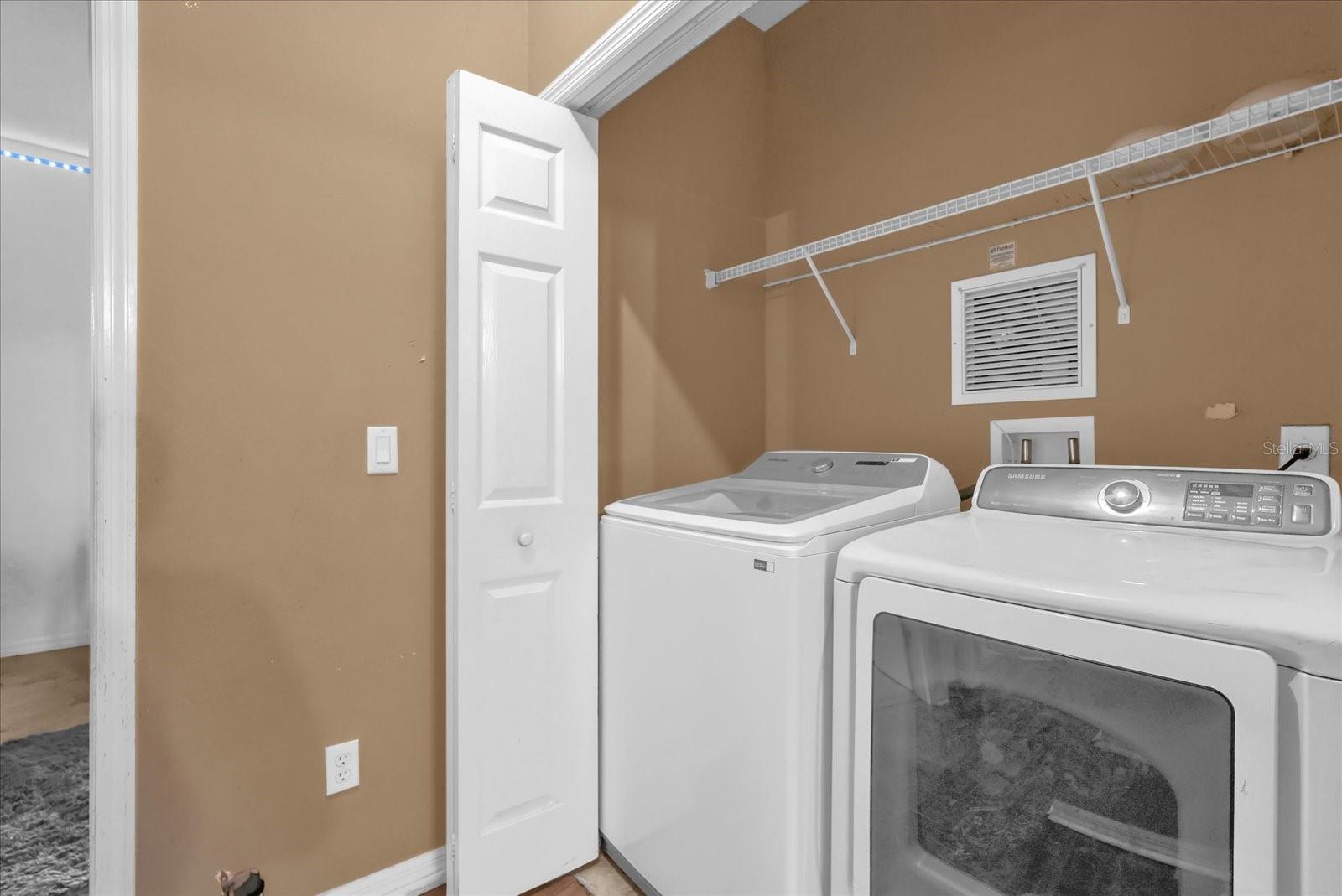 Image 10 of 21 For 2061 Crestdale Lane 60