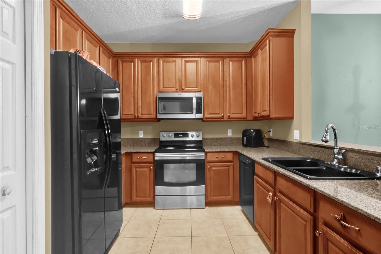 Image 3 of 21 For 2061 Crestdale Lane 60