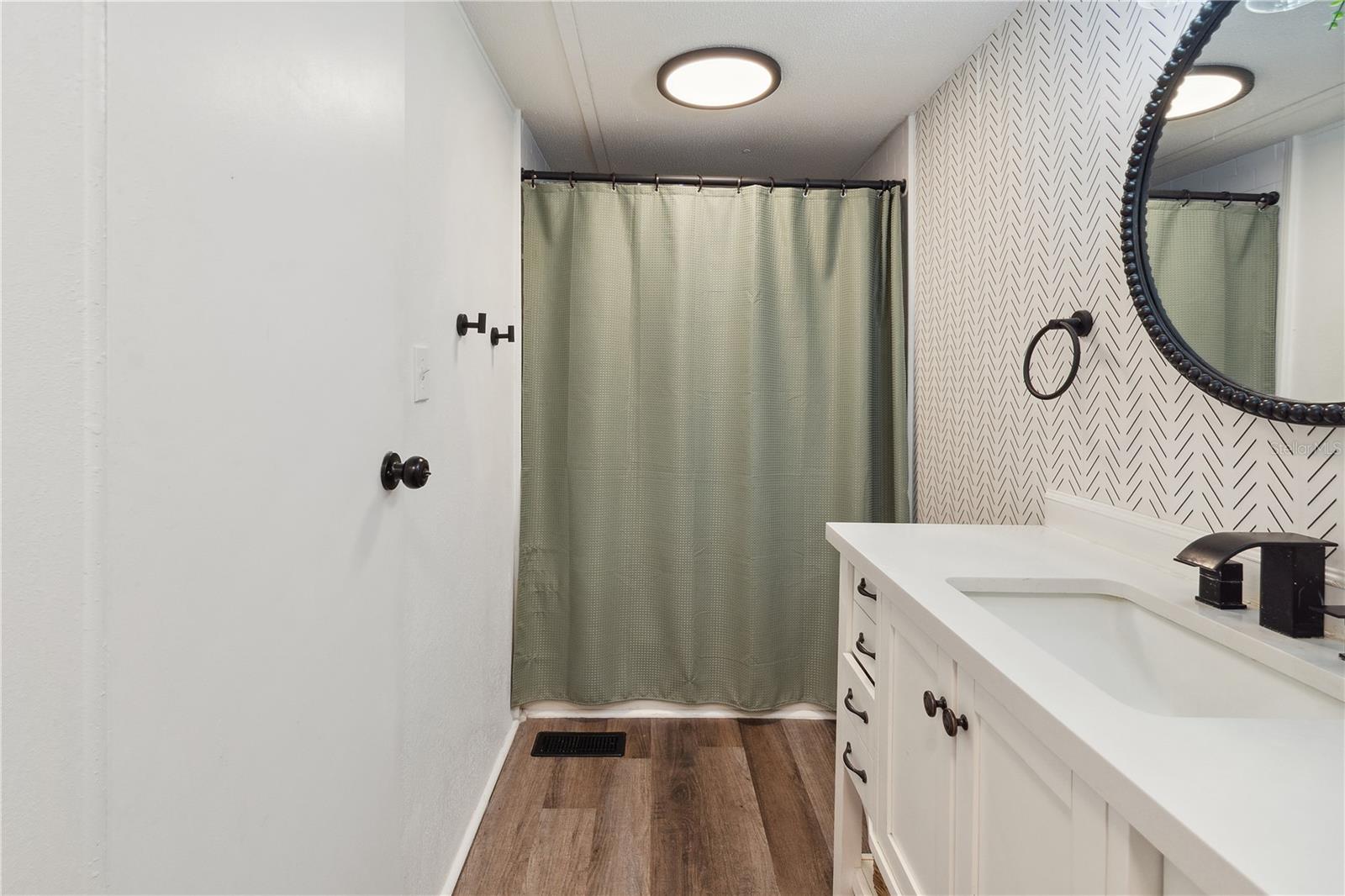 Image 19 of 31 For 4030 Cedar Hammock Street