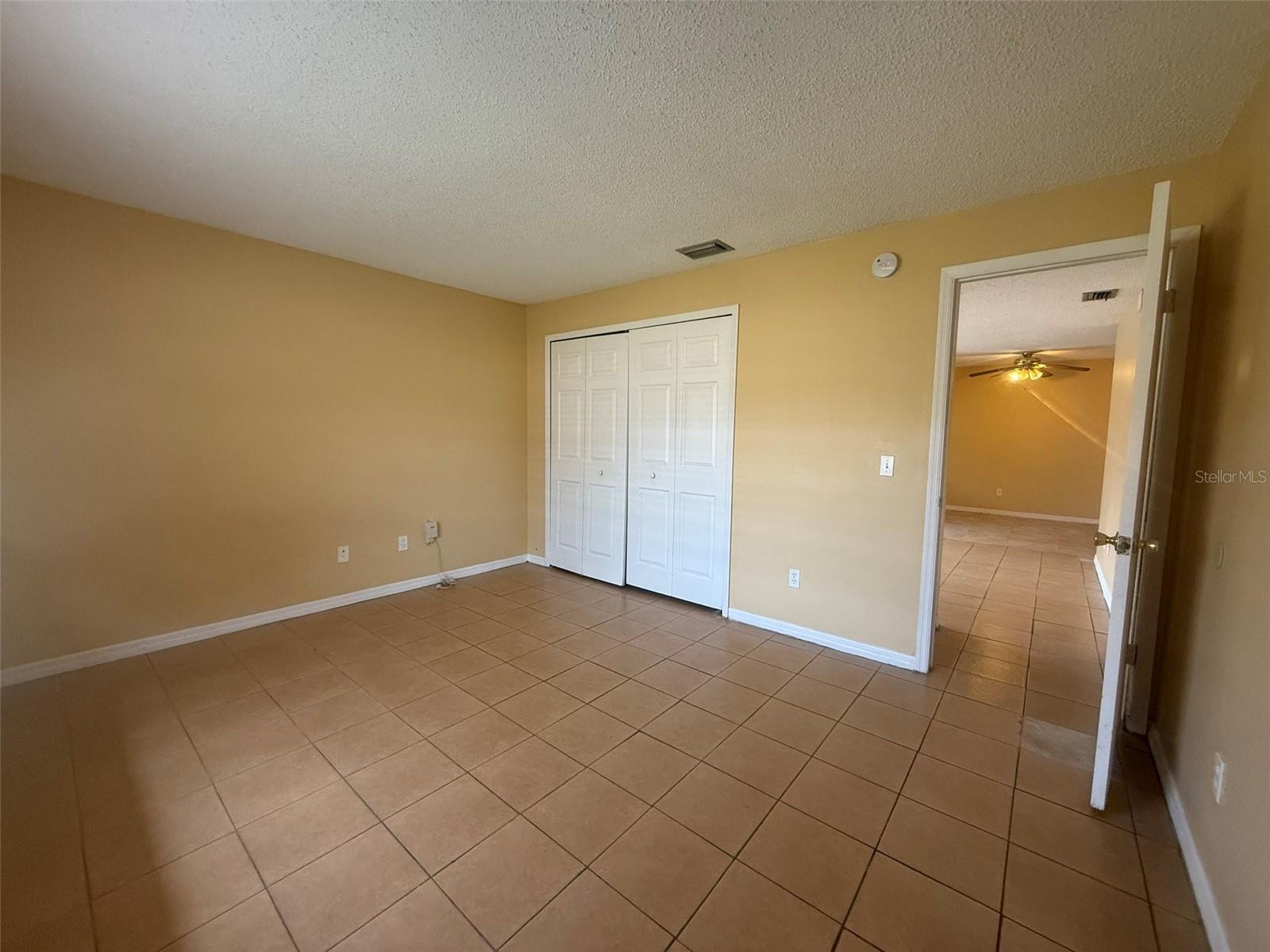 Image 14 of 18 For 3144 Bloomingdale Villas Court