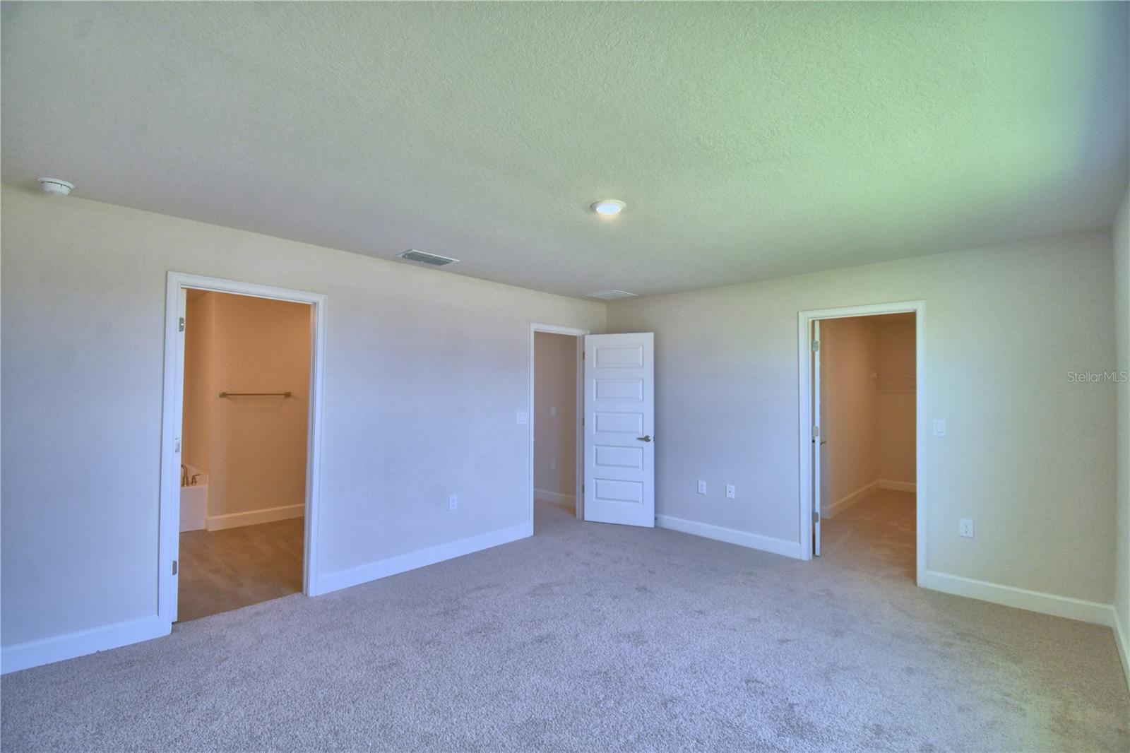 Image 32 of 77 For 4449 Juliana Lake Drive