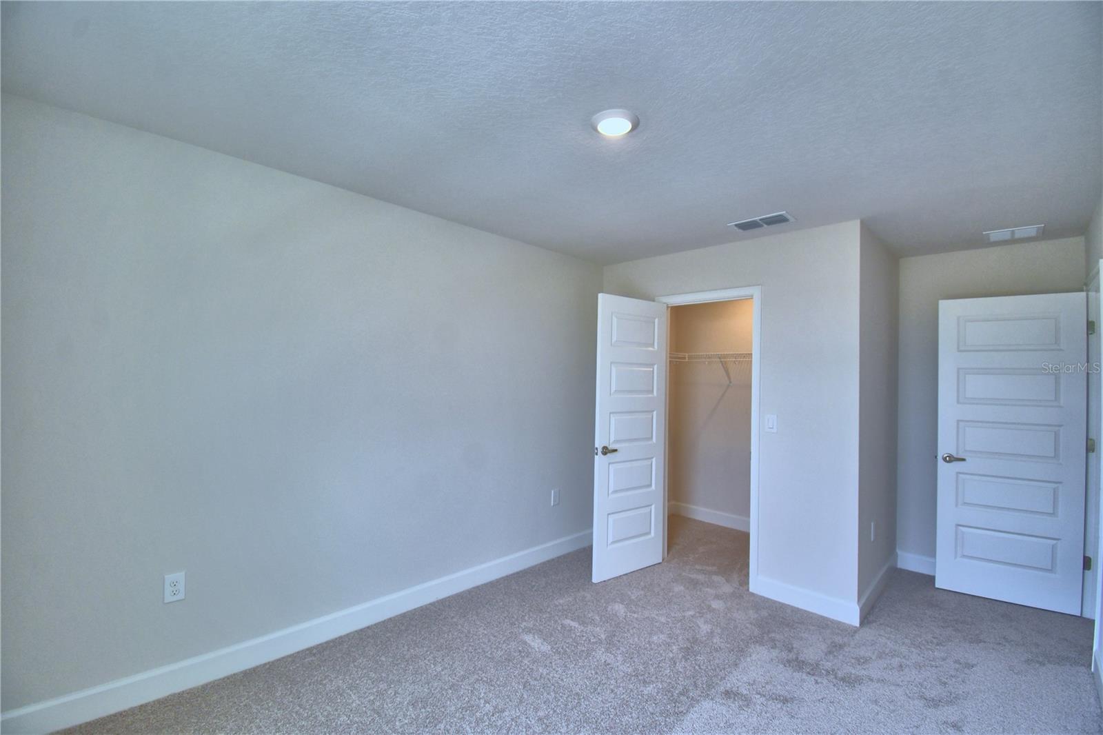 Image 41 of 77 For 4449 Juliana Lake Drive