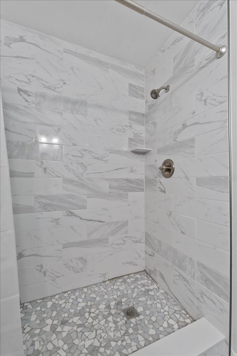 Image 16 of 70 For 6380 Egret Drive 10