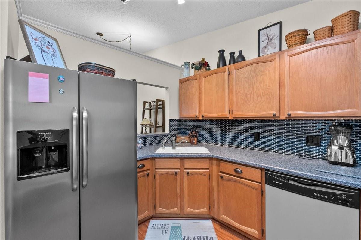 Image 7 of 70 For 6380 Egret Drive 10