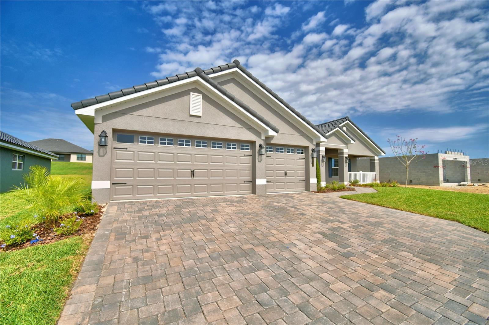 Image 3 of 91 For 4300 Juliana Lake Drive