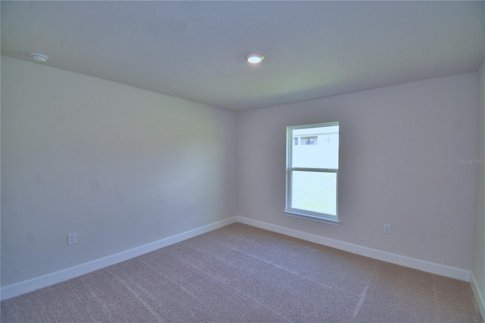 Image 38 of 91 For 4300 Juliana Lake Drive