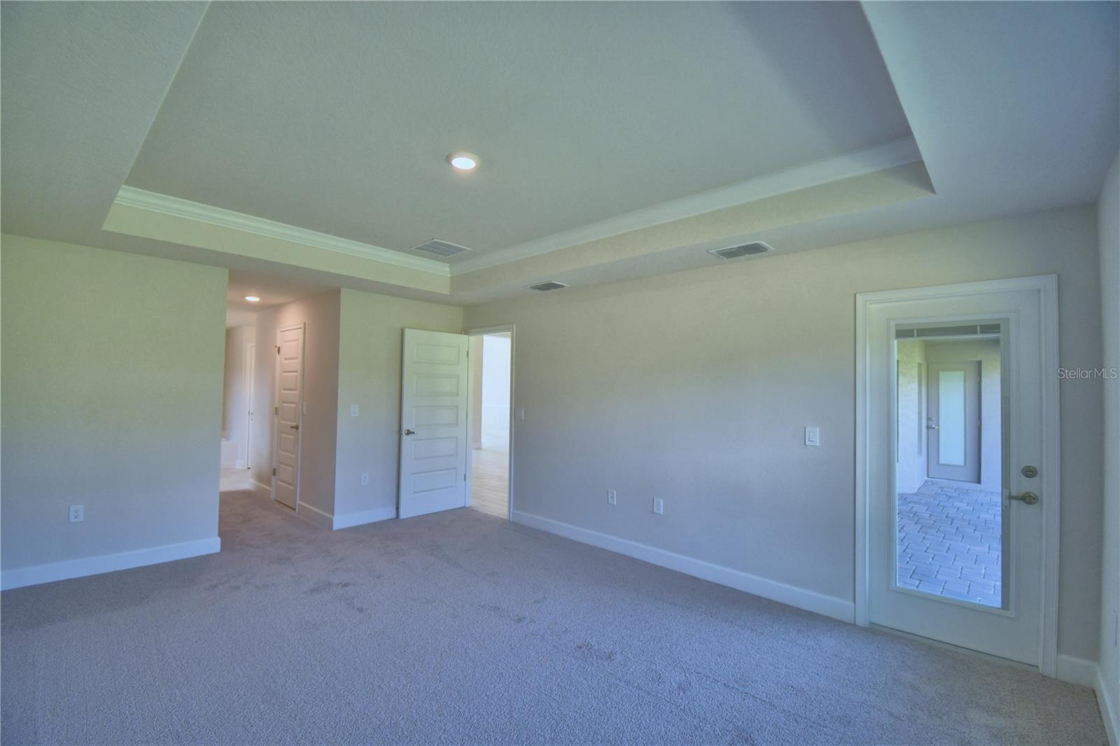 Image 47 of 91 For 4300 Juliana Lake Drive