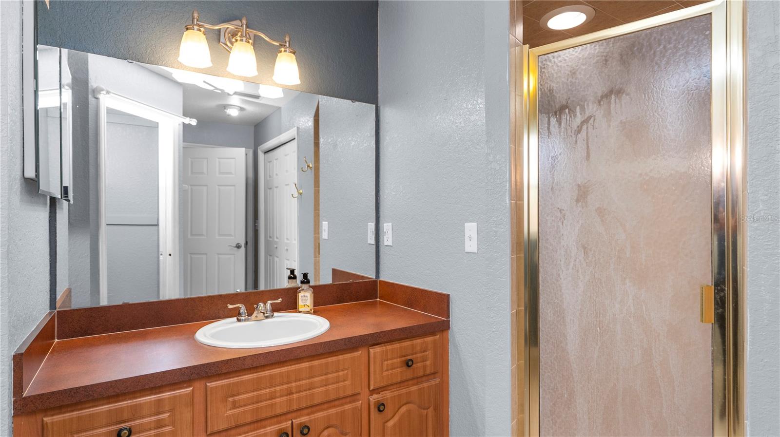 Image 18 of 36 For 8904 Pebblebrooke Drive