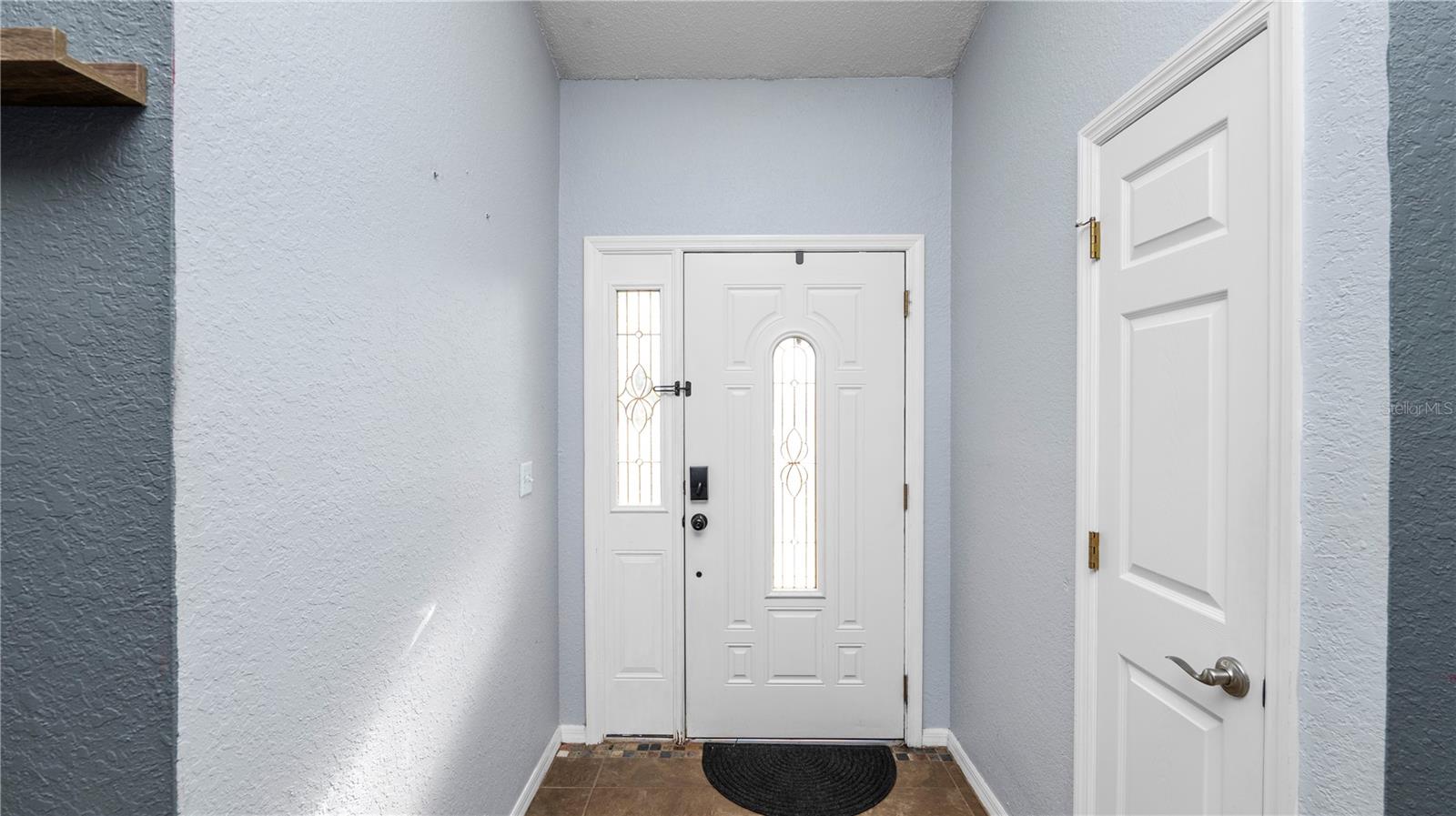 Image 4 of 36 For 8904 Pebblebrooke Drive