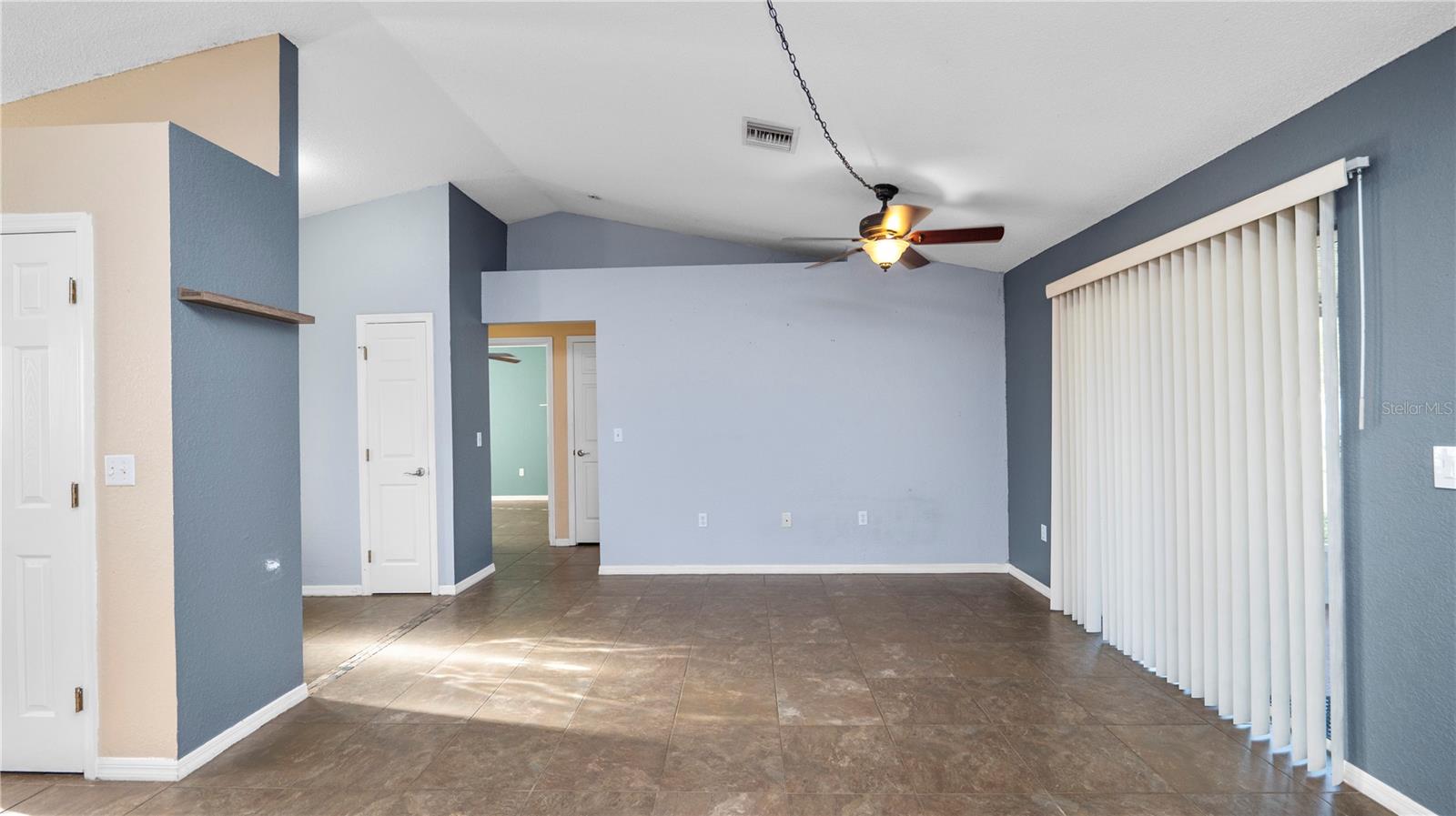 Image 8 of 36 For 8904 Pebblebrooke Drive