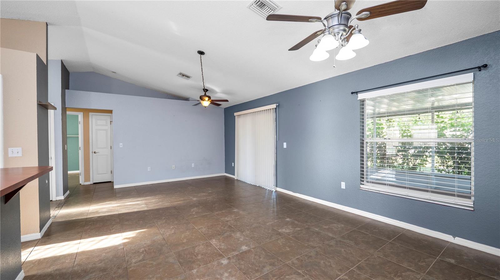 Image 9 of 36 For 8904 Pebblebrooke Drive