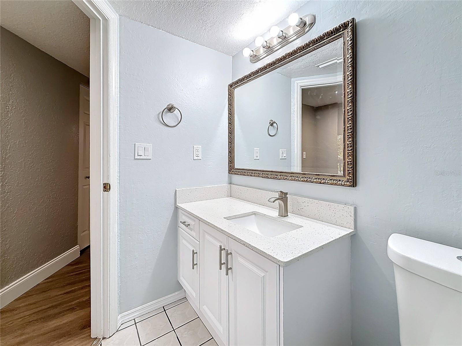 Image 27 of 49 For 6350 92nd Place N 2206