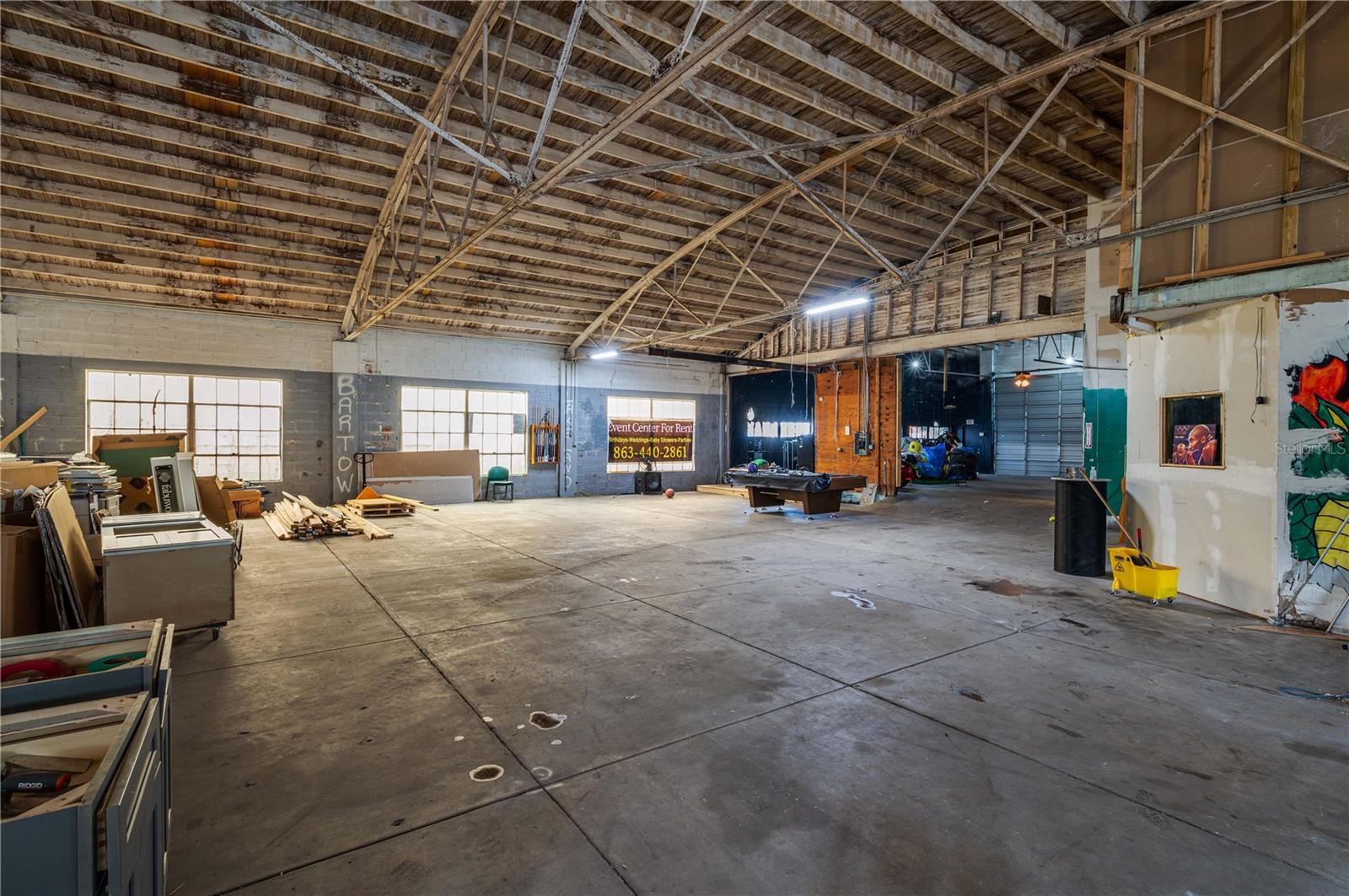 Listing photo id 8 for 322 Scenic Highway