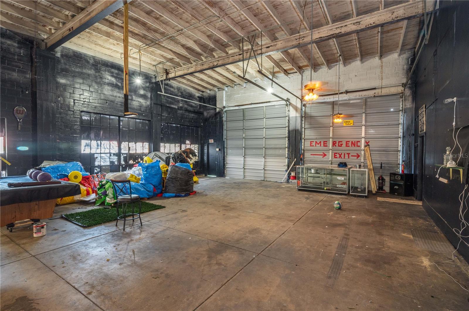 Listing photo id 10 for 322 Scenic Highway