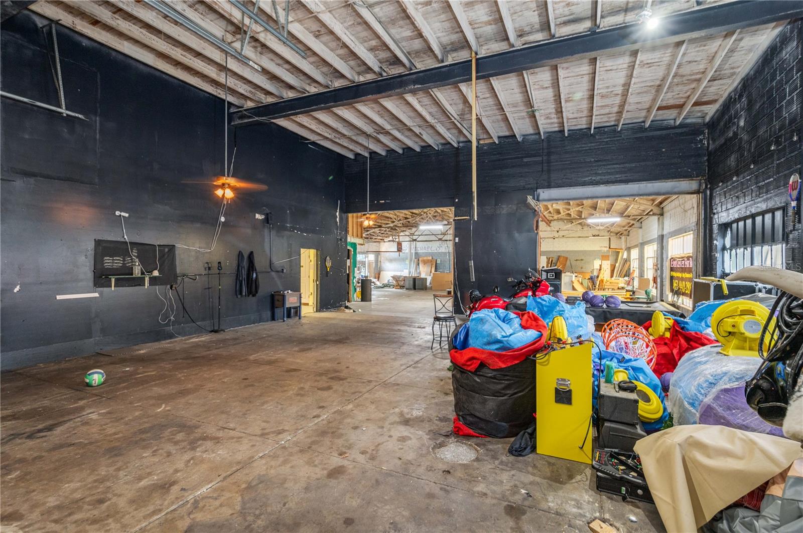Listing photo id 11 for 322 Scenic Highway