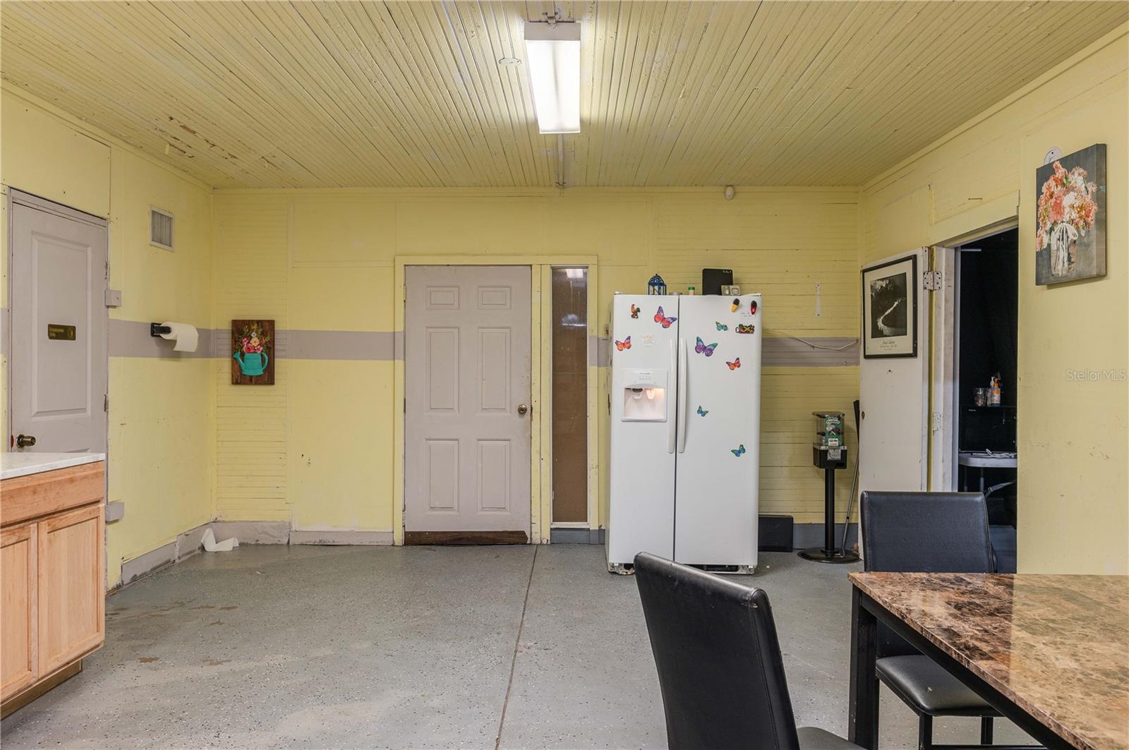 Listing photo id 14 for 322 Scenic Highway